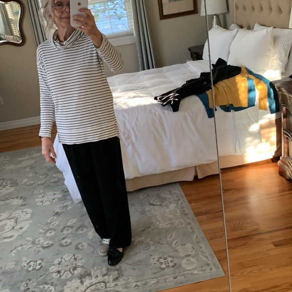 Loose cowl neck long sleeve top. - Picture 5 of 9